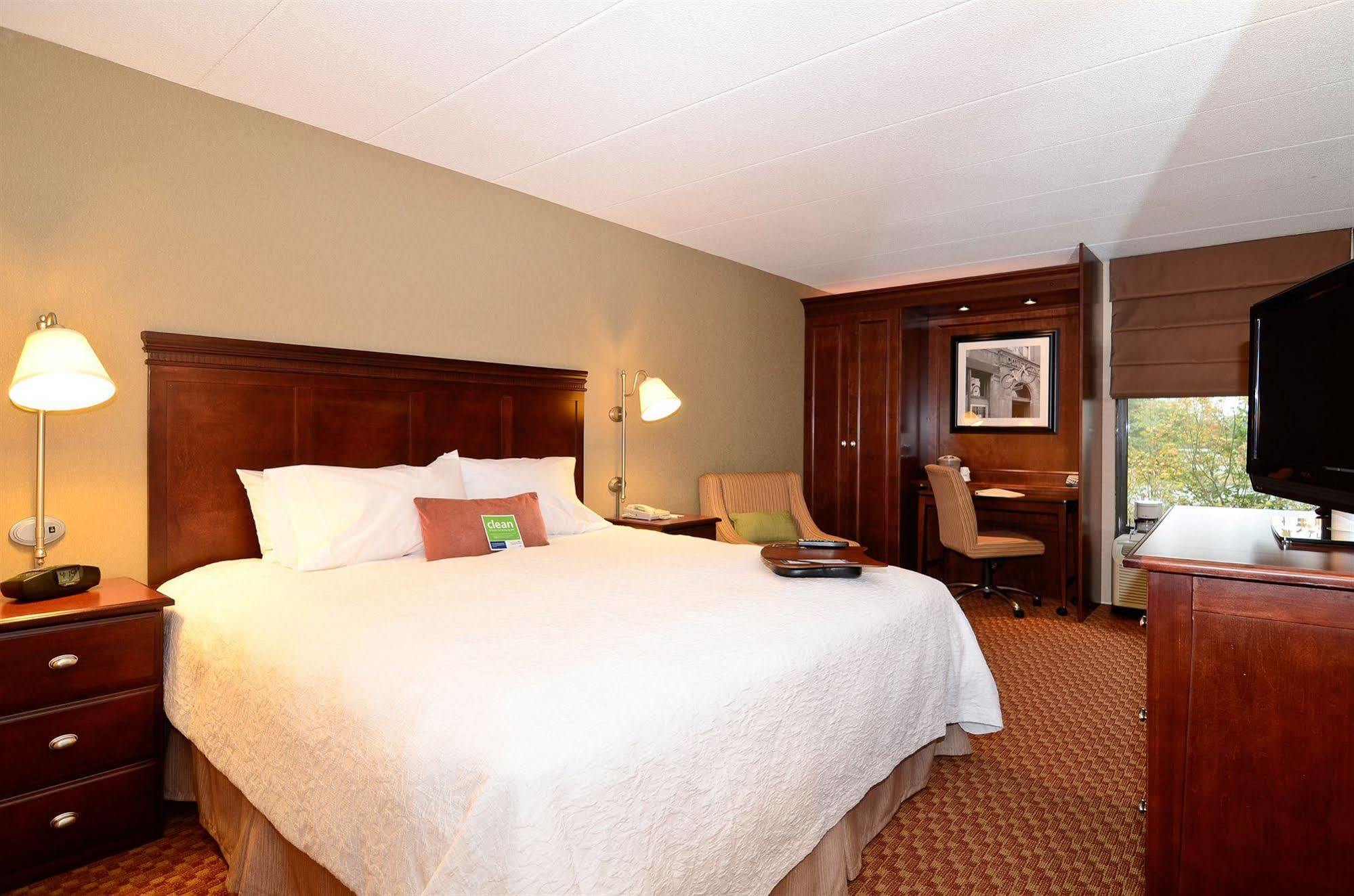 Hampton Inn Fall River/Westport North Westport Eksteriør billede